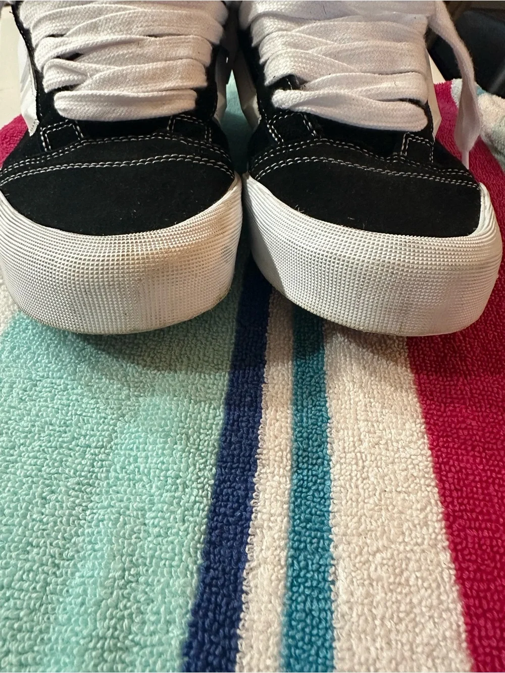 Vans Knu Skool